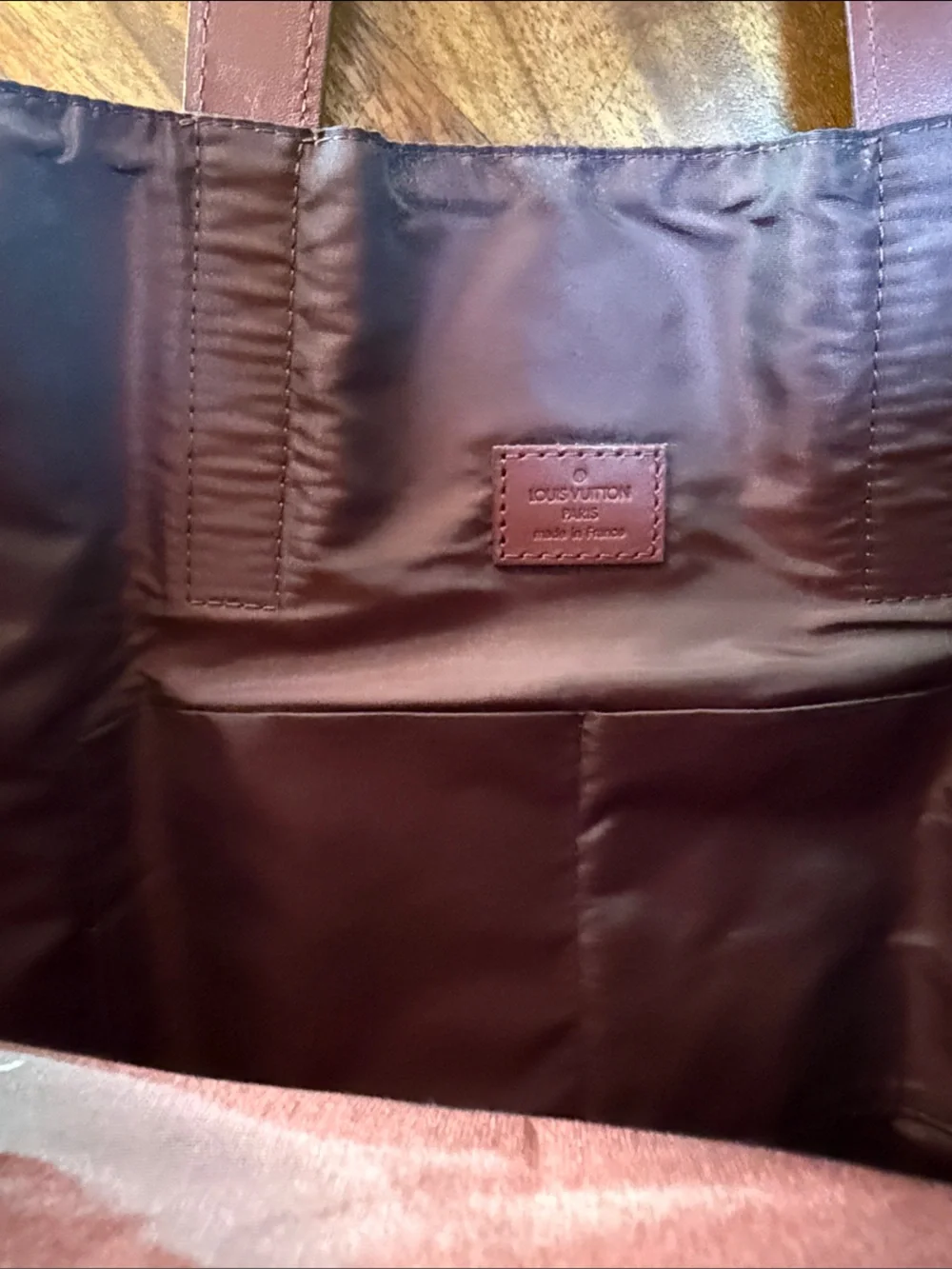 Louis Vuitton iridescent Dark Brown Monogram Tote Bag with Black Motif - Picture 6 of 9